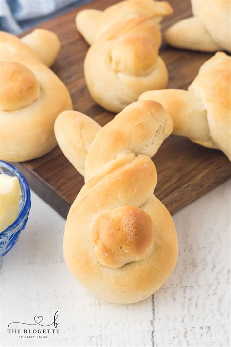 bunny dinner rolls bunny rolls amandas cookin biscuits rolls