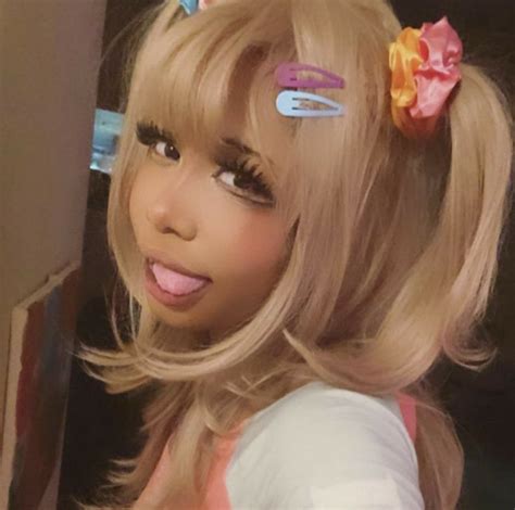 Pin by Юна on (^_^) | Gyaru hair, Gyaru makeup, Gyaru