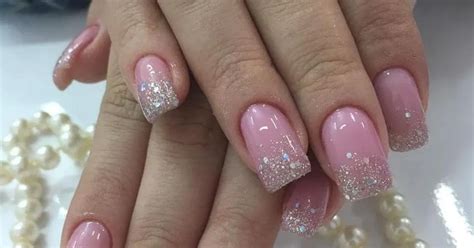Francesinha Rosa Com Glitter - Francesinha com Glitter: Dicas para 2024 | UnhasEsmaltes