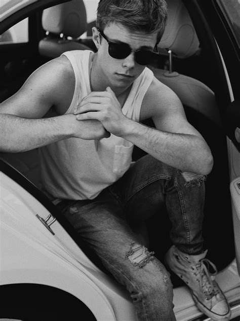 Nicholas Hamilton on Twitter: "I don’t own anything that appear in