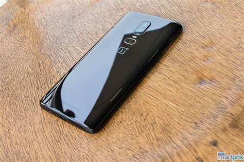 OnePlus 6 Review With Pros and Cons - Should you buy it?