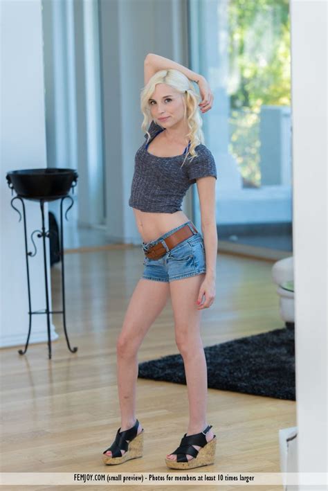Pin em piper perri