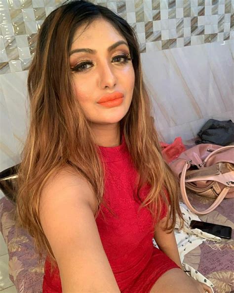 khushi mukherjee