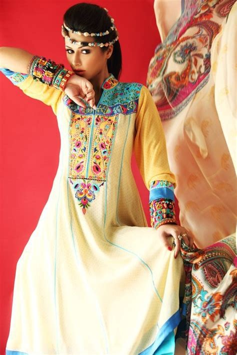 71 best images about Sindhi on Pinterest | Hyderabad, Fur hats and Eid ...
