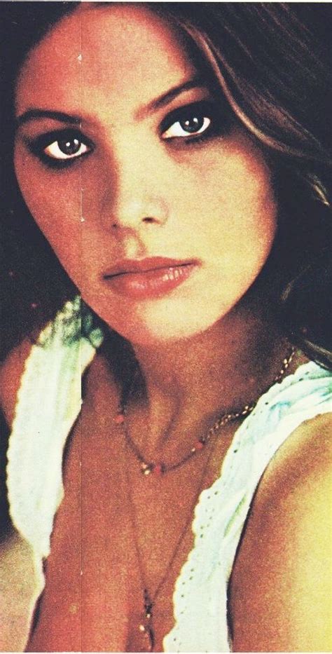 Пин на доске Ornella Muti
