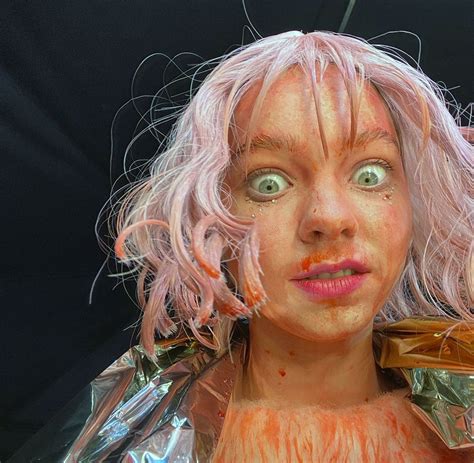 Emma Myers personal content exposed