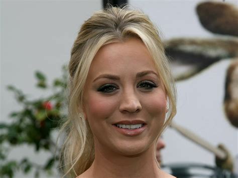 Kaley Cuoco Bikini Wallpapers