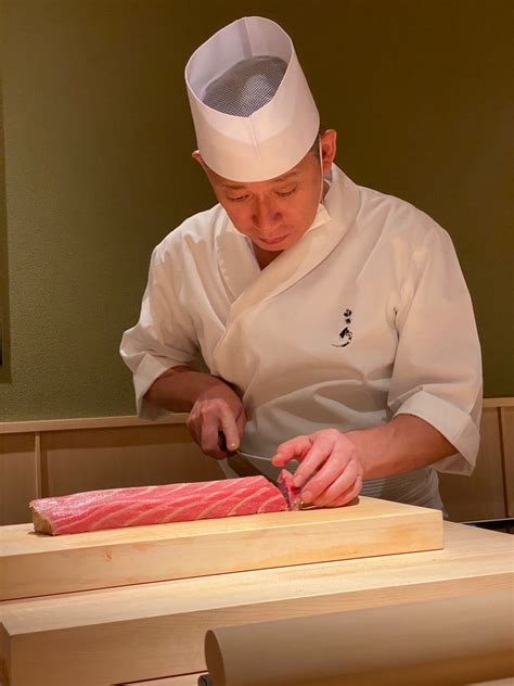 Yoshino opens to acclaim in New York City