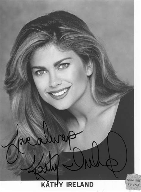 Kathy Ireland Autographed 8x10 Photo - Canada Pop Culture and Sports