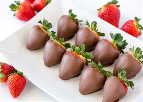 4 Simple Steps To Seductive Strawberry Delights