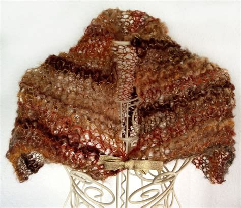 vintage tippet de ann black art