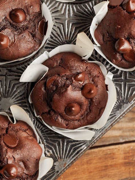 gluten  chocolate muffins sourdough discard recipe  gluten