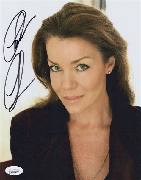 Babylon 5- Claudia Christian, Susan Ivanova signed 8x10 photo JSA COAの