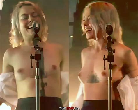 phoebe bridgers nude tit flashing  concert