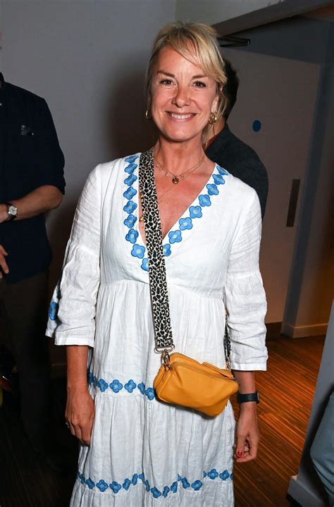 Tamzin Outhwaite: 'I lost a stone and my brain fog after ditching alcohol'