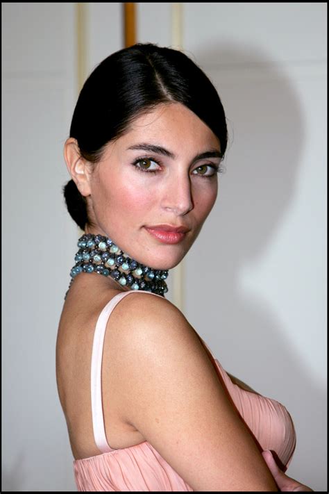 Photo : Caterina Murino présente les bijoux de Grisogono durant le