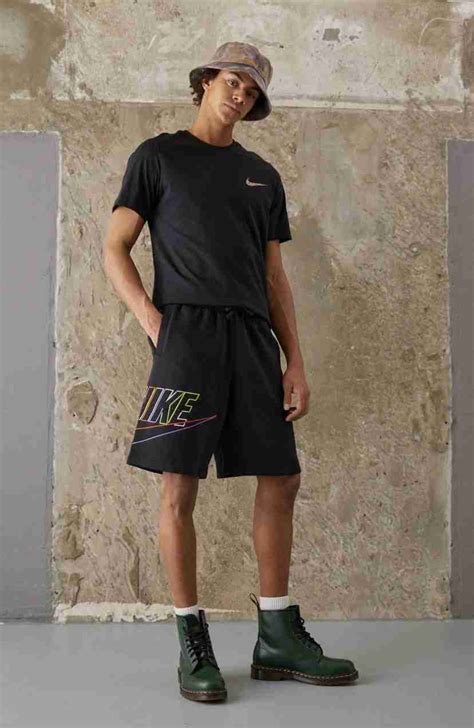 Nike Sportswear CLUB SHORT Shorts black | EvroLook