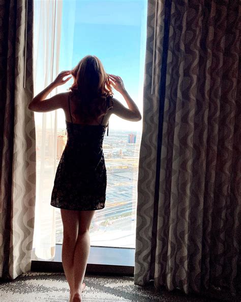 Ana Saia | Vegas tourist for the weekend ☀️💛 . . . . #halfmexican #