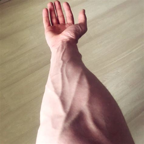 veins on the hand, aesthetics, вены на руке, эстетика | Aesthetic, Men ...