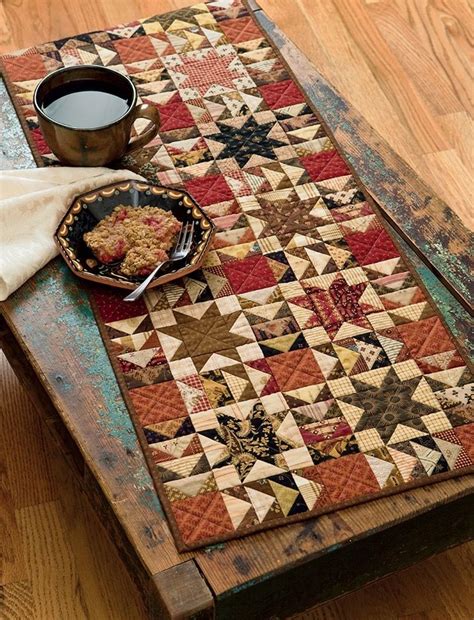 Pin by Богомолова Ольга on кантри | Quilts, Table toppers, Book quilt
