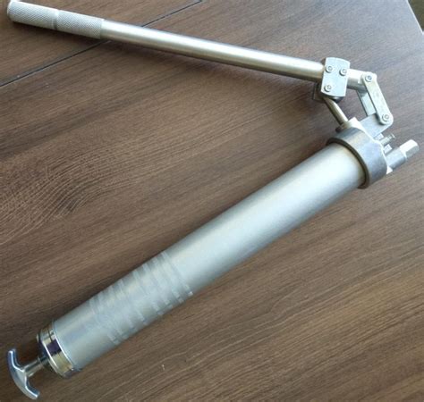 Шприц ручной для густой смазки ШРГ-630 ⚙ Купить по выгодной цене - ТЛ ...