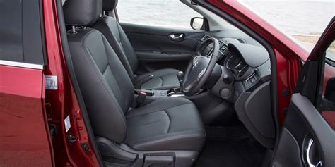 Nissan Pulsar Interior & Infotainment | carwow