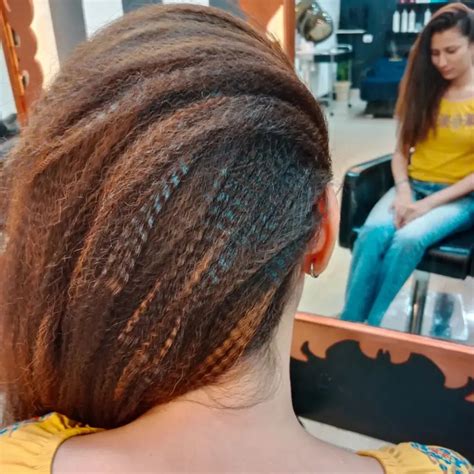 How To Crimp Hair: Smart Methods Everyone Can Try - BelleTag