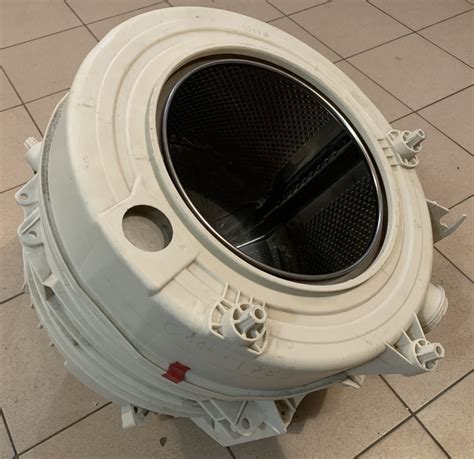 Бак в Сборе для Стиральной Машины Б/У Ariston Indesit 148023593.01 ...
