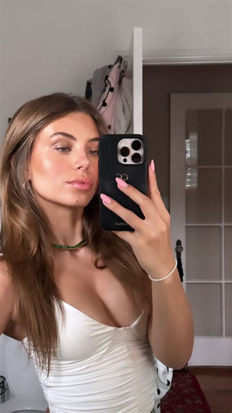 Caitlin Carmichael Archive Page 2 • CelebMafia