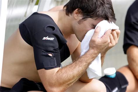 Ортеза за рамо при луксация (изваждане на рамото) SHOULDER WRAP ZAMST ...
