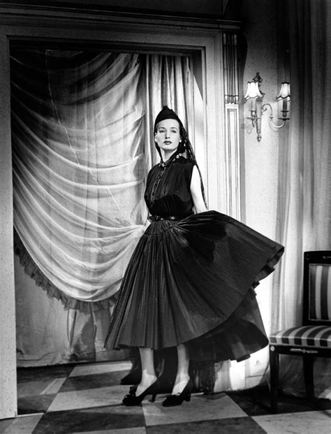 Christian dior 1940s fashion