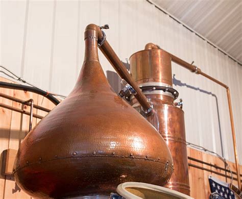 penyulingan  foto stok potret gambar bebas royalti