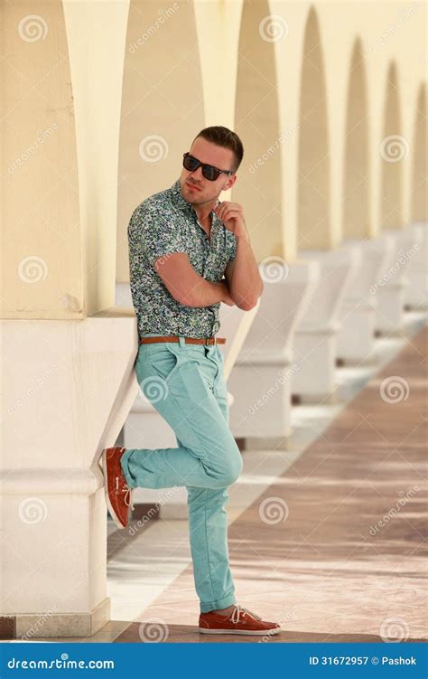 Swagga immagine stock. Immagine di sfondo, caucasico - 31672957
