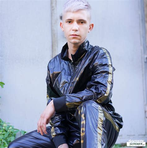 Alex Blade and Max Gen Southern Strokes Gay Porn Video | GayMobile.fr