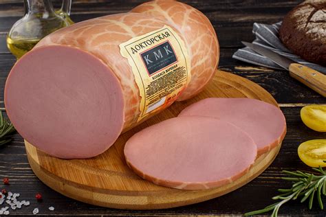 Колбаса вареная "Докторская" в синюге купить с доставкой – Delikates
