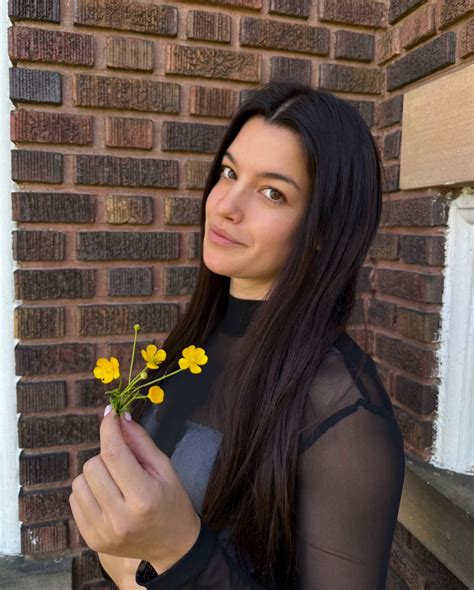 @nicoleskirts | pizza guy had to get paid 😳 | Instagram