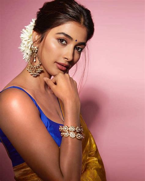 modern trendy hairstyles  saree feminain