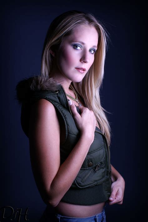 Ash2Model's photo portfolio - 0 albums and 20 photos | Model Mayhem