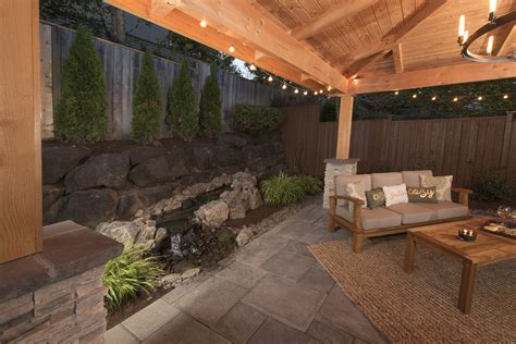 PORTLAND, OREGON - Premier Backyard Living