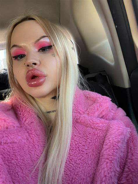 Nasty Bimbo 👄 Top 2.2% Onlyfans on Twitter: "I was on my best rave