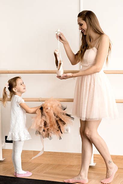 460+ Ballerina Mother And Daughter Stock Photos, Pictures & Royalty ...