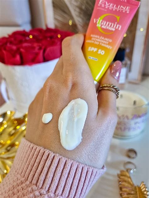EVELINE SPF 50 VITAMIN C recenzja, opinia i porównanie