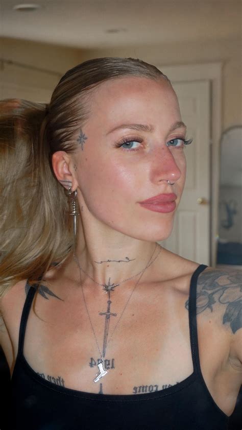 Jenna Helfrich (@itsjennahelfrich) • Instagram photos and videos