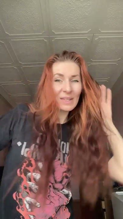 Жую ириску - YouTube