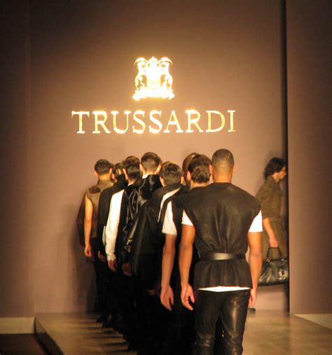 Nob: Trussardi 100 Years!
