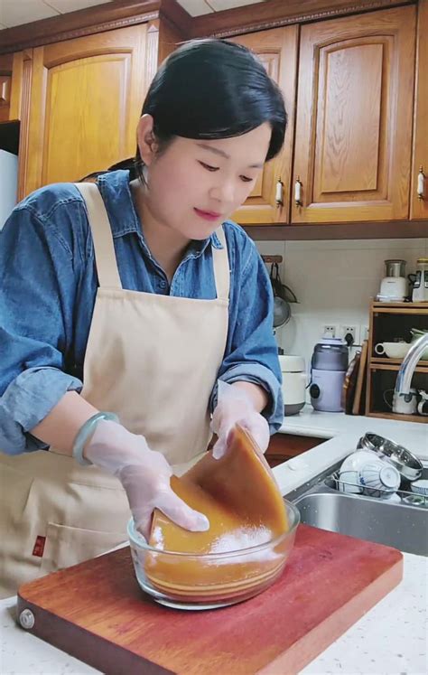 Mango Mochi Recipe (Mango Lo Mai Chi) - Nana With Chopstick