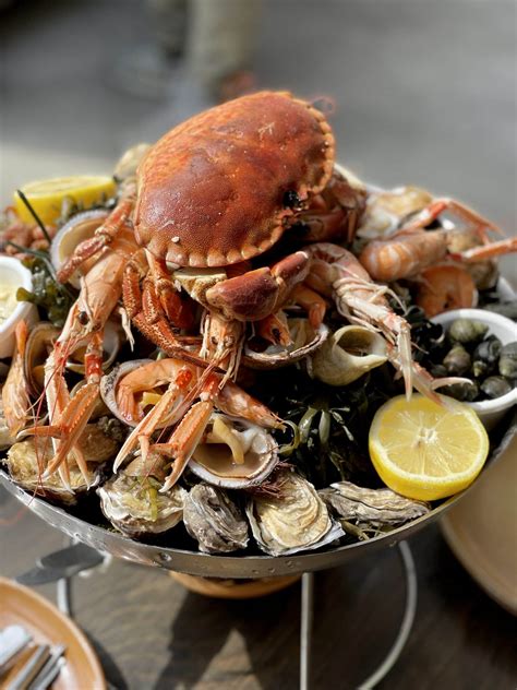 Fruits de mer: things you didn't know about this fancy French seafood ...