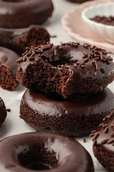 Perfect baked chocolate donuts chocolate glaze – Artofit