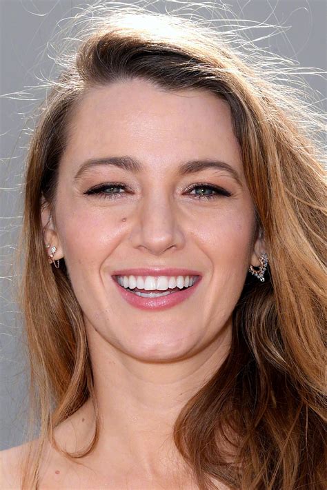 Blake Lively - Profile Images — The Movie Database (TMDB)