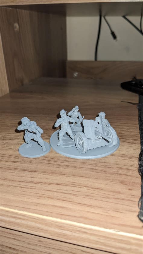 Why are warlords miniatures so varied in size and scale? I thought they